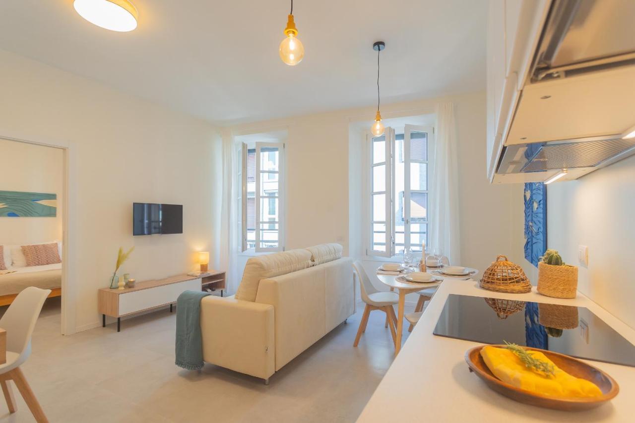 Enchanted Como Lake - City Apartment 2 By Rent All コモ エクステリア 写真