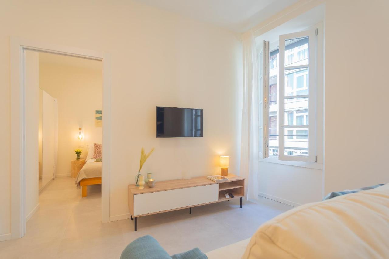 Enchanted Como Lake - City Apartment 2 By Rent All コモ エクステリア 写真